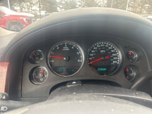 Used 2013 GMC Yukon XL SLT image 5