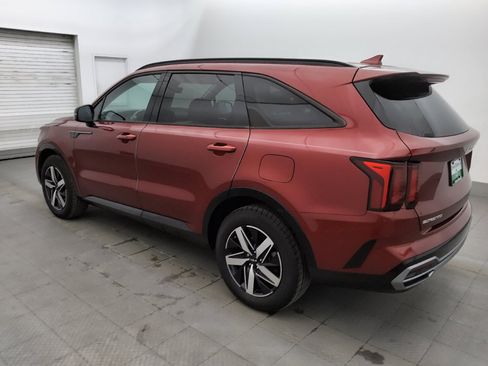 Used 2023 Kia Sorento S FWD image 3