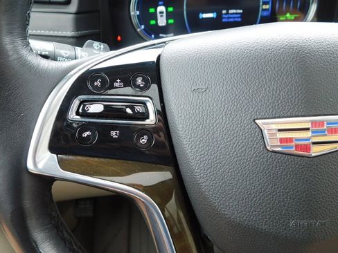 Used 2020 Cadillac Escalade Luxury w/ LPO, Radiant Package AWD/4WD image 40