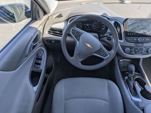 Used 2022 Chevrolet Malibu LS w/ Driver Confidence Package II FWD image 15