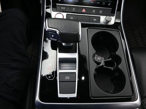 Used 2020 Audi SQ8 Premium Plus w/ Driver Assistance Package image 14