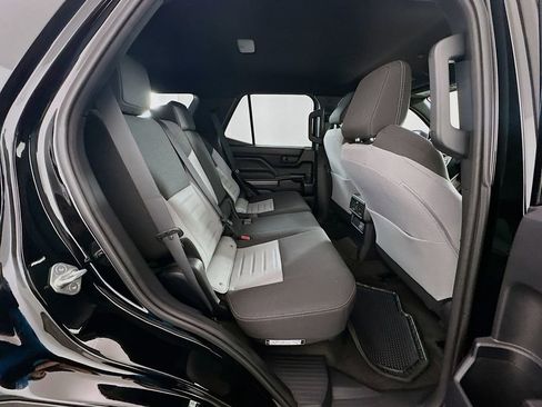 Used 2025 Toyota 4Runner TRD Off-Road image 27