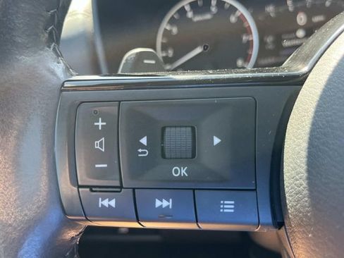 Used 2021 Nissan Rogue SL w/ Premium Package FWD image 32
