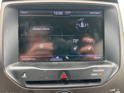 Used 2013 Ford Edge SEL AWD/4WD image 18