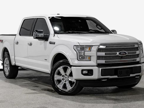 Used 2015 Ford F150 Platinum w/ Equipment Group 701A Luxury AWD/4WD image 4