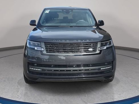 Used 2025 Land Rover Range Rover Long Wheelbase SE AWD/4WD image 3