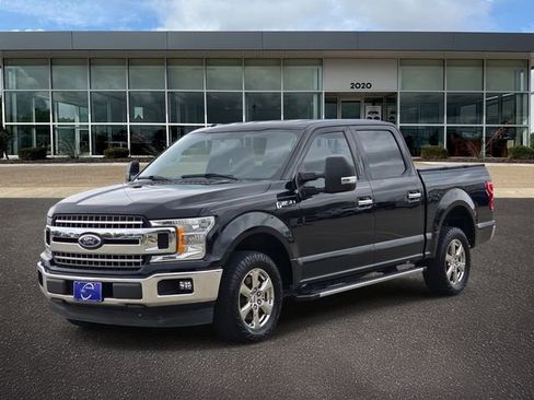 Used 2018 Ford F150 XLT w/ Equipment Group 302A Luxury image 3