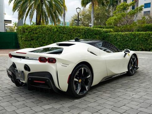 Used 2023 Ferrari SF90 Stradale image 27