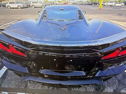 Used 2025 Chevrolet Corvette Z06 RWD image 4