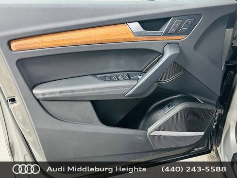 Certified 2023 Audi Q5 2.0T Premium Plus w/ Premium Plus Package AWD/4WD image 31