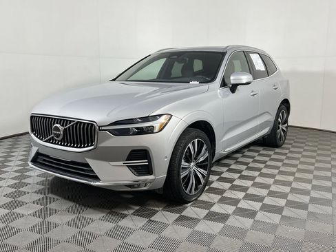 Used 2023 Volvo XC60 B5 Plus w/ Protection Package image 6