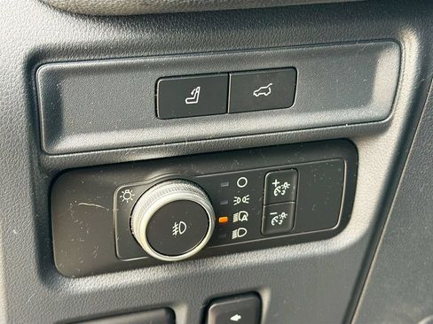 Used 2022 Ford Expedition Max Limited AWD/4WD image 10