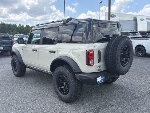 New 2026 Ford Bronco Big Bend w/ Black Diamond Package AWD/4WD image 5