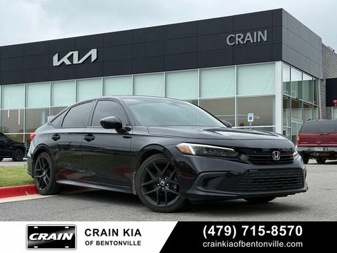 Used 2023 Honda Civic Sport image 1