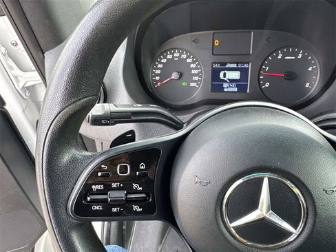 Used 2021 Mercedes-Benz Sprinter 2500 image 23