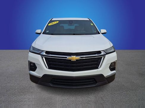 Used 2023 Chevrolet Traverse LS w/ Safety Package FWD image 2