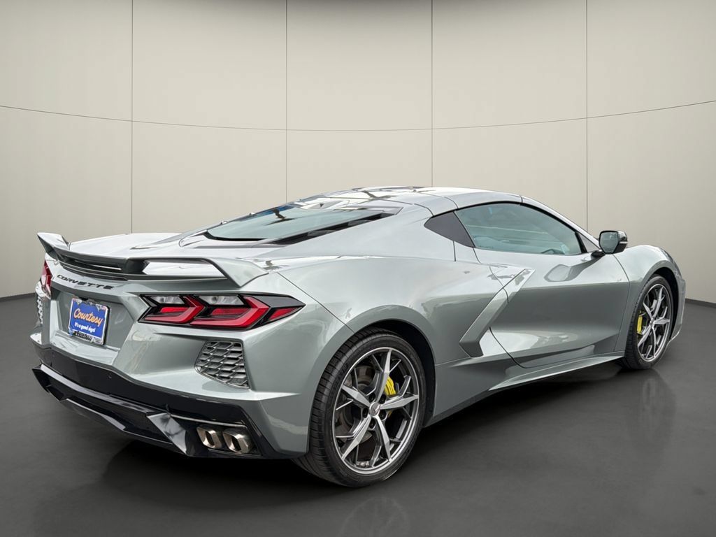 Used 2023 Chevrolet Corvette Stingray Premium Cpe w/ Z51 Performance Package RWD image 7