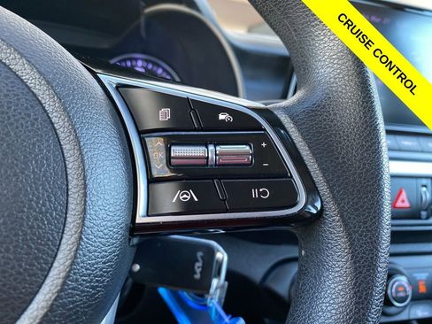Used 2023 Kia Forte LXS FWD image 10