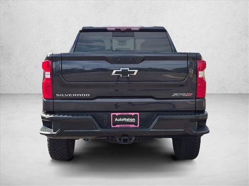 Used 2022 Chevrolet Silverado 1500 ZR2 w/ Technology Package AWD/4WD image 6