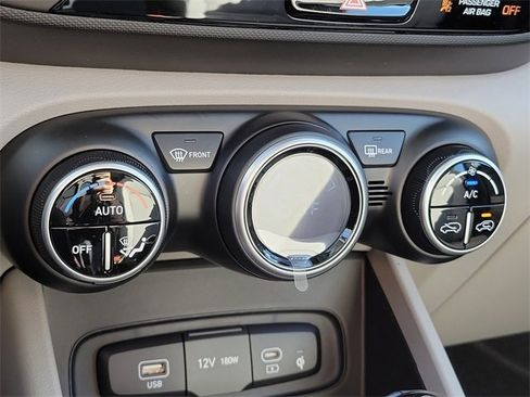 New 2026 Hyundai Venue SEL image 10