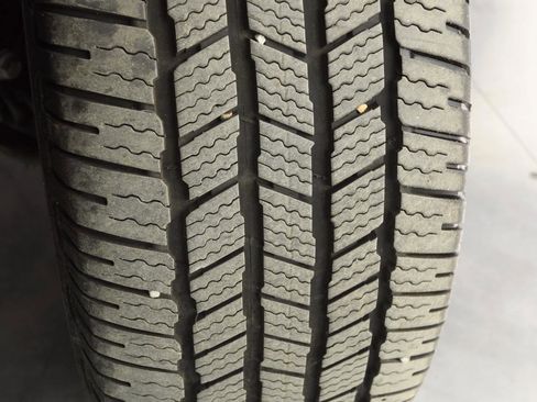 Used 2019 Jeep Grand Cherokee Limited w/ Luxury Group II image 38