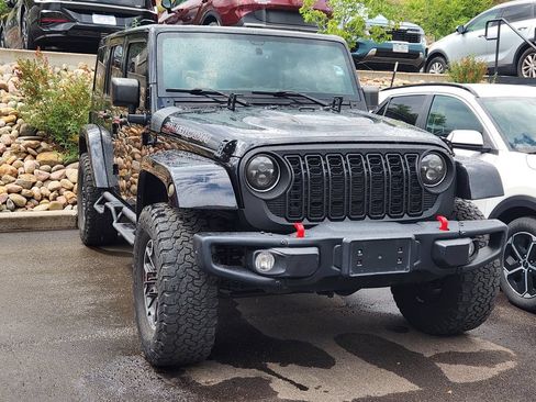 Used 2016 Jeep Wrangler Unlimited Rubicon AWD/4WD image 11
