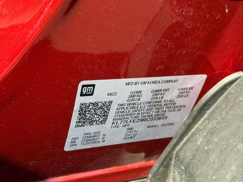 Used 2024 Chevrolet Trax LS w/ LS Convenience Package FWD image 28