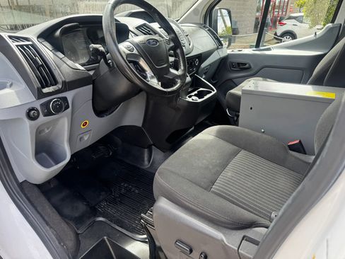 Used 2019 Ford Transit 250 130 Low Roof image 22