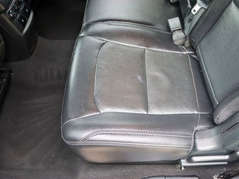 Used 2019 Ford Explorer Limited w/ Class III Trailer Tow Package image 17