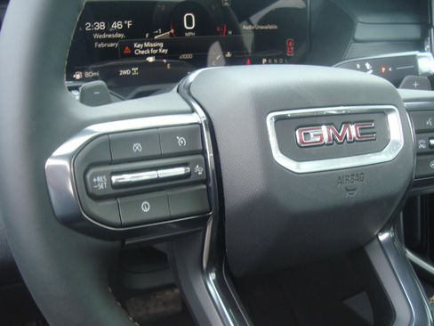 New 2026 GMC Acadia AT4 w/ Luxury Package image 14