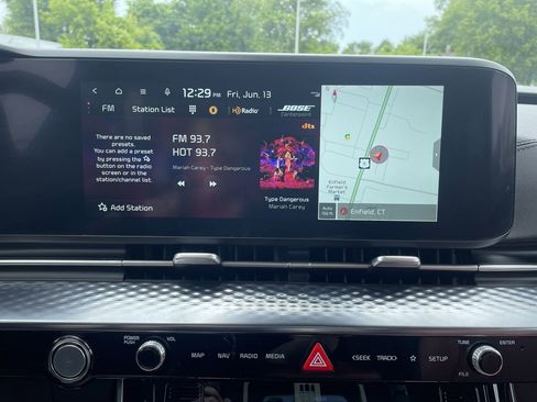 Used 2024 Kia Carnival SX Prestige image 13