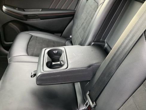 Used 2024 Ford Edge ST-Line image 15