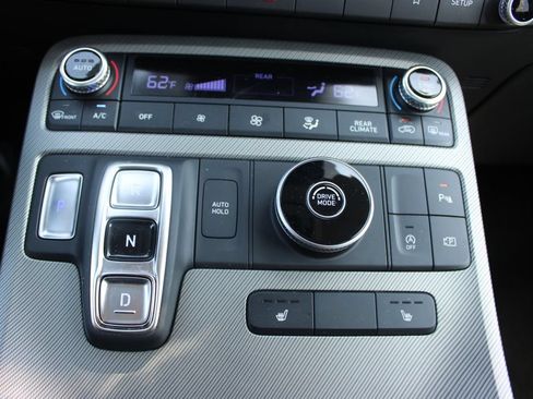 Used 2025 Hyundai Palisade SEL FWD image 33