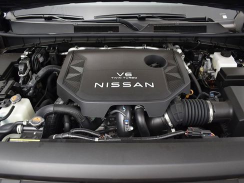 New 2025 Nissan Armada SL w/ Convenience Package image 37