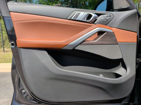 Certified 2024 BMW X6 xDrive40i w/ Executive Package image 29