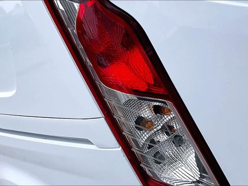 Used 2022 Ford Transit Connect XL image 24