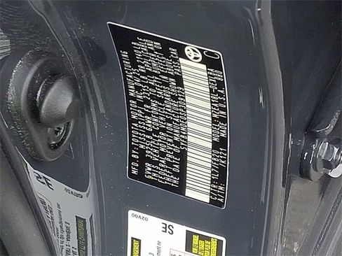 Used 2025 Toyota Corolla LE image 26