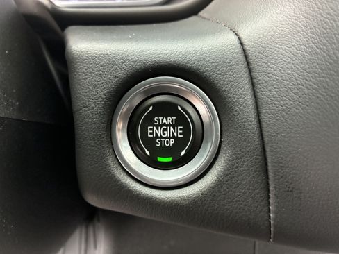 Used 2022 Chevrolet Tahoe LT w/ LT Signature Plus Package RWD image 33
