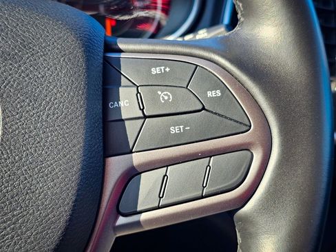 Used 2020 Jeep Cherokee Limited image 20