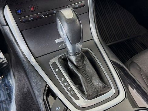 Used 2017 Ford Edge Titanium w/ Equipment Group 301A image 39