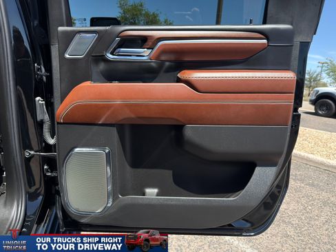 Used 2024 GMC Sierra 3500 Denali Ultimate AWD/4WD image 23