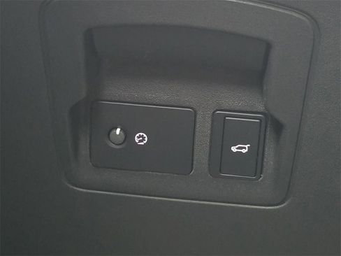 New 2026 Land Rover Range Rover Velar Dynamic SE image 28