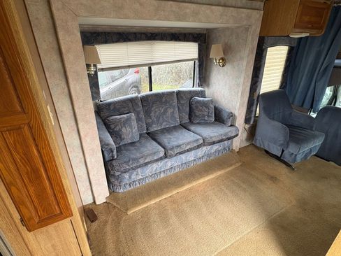 Used 1995 Ford E-350 and Econoline 350 image 31