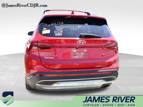 Used 2022 Hyundai Santa Fe SEL FWD image 16