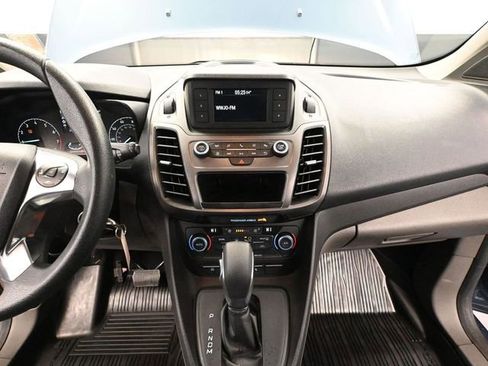 Used 2020 Ford Transit Connect XL image 30