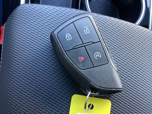 Used 2025 Chevrolet Equinox LT FWD image 36