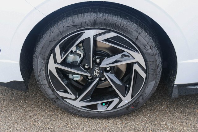 New 2026 Hyundai Sonata SEL FWD image 7