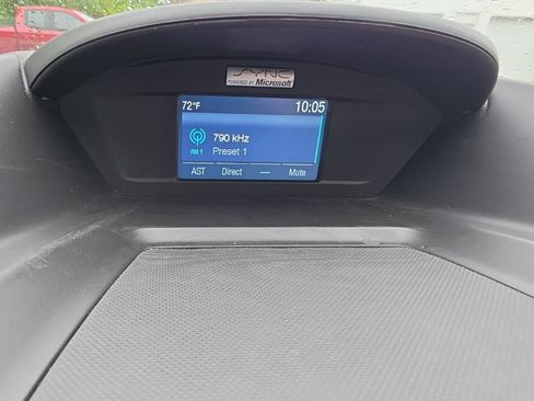 Used 2015 Ford Escape SE FWD image 12