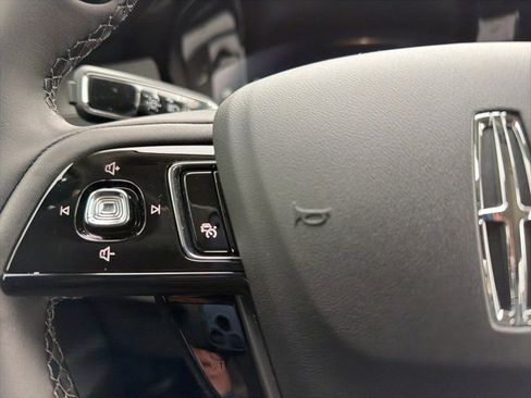 New 2026 Lincoln Corsair Premiere image 16