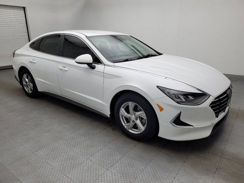 Used 2020 Hyundai Sonata SE w/ Winter Weather Package image 11